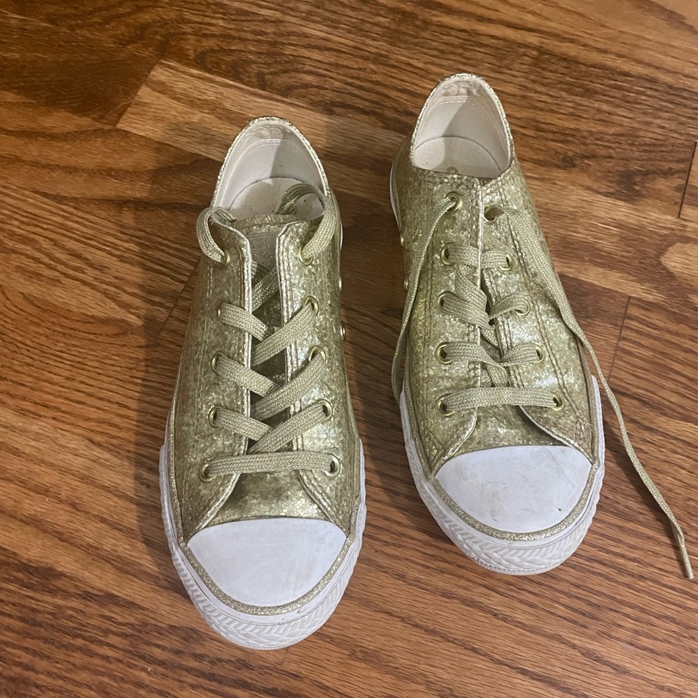 Girls gold glitter sparkle converse all star low tops sz 2